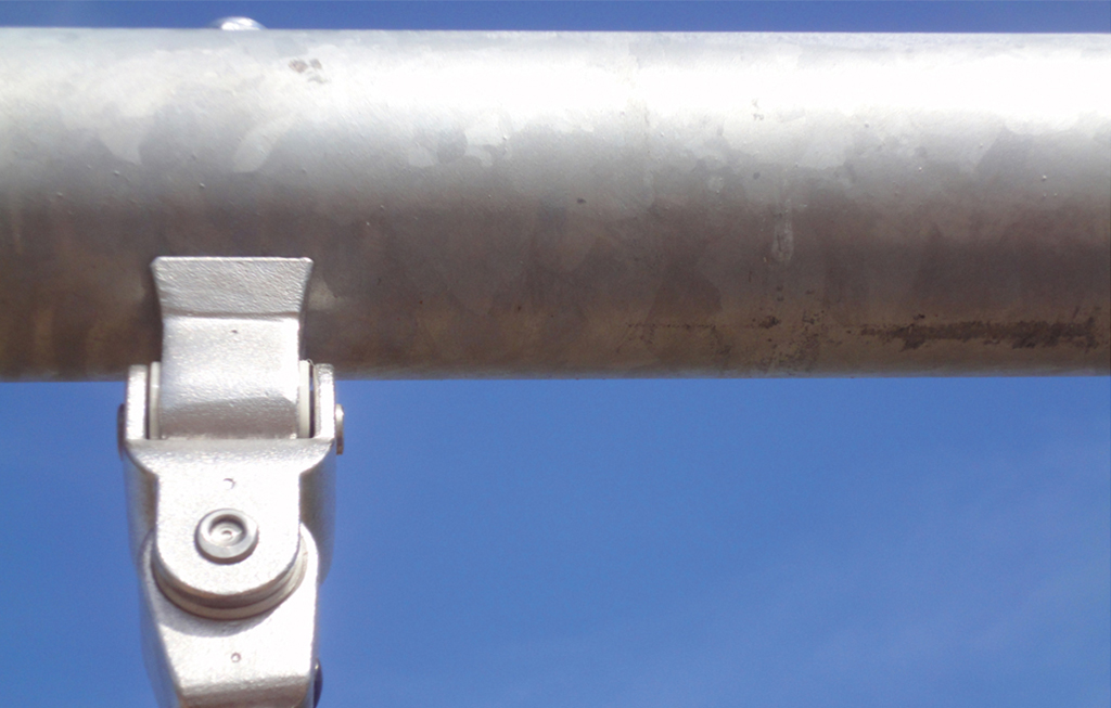 Die Schaukelquerbalken