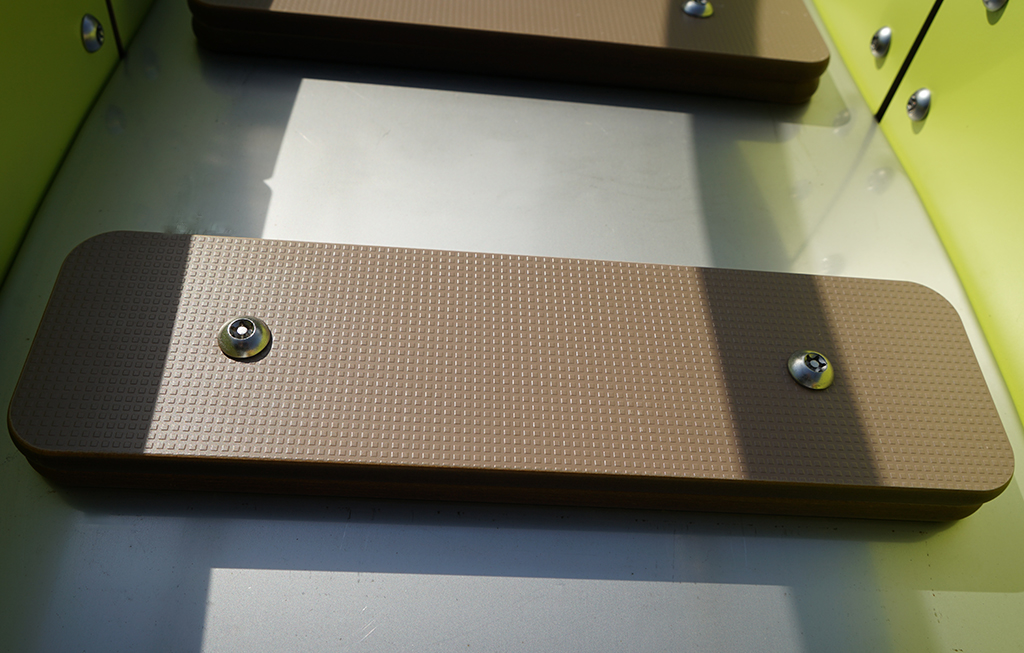 Die Trittflächen des Kleinkinderaufstiegs