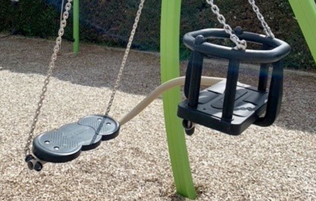 Der Eltern-Kind-Schaukelsitz