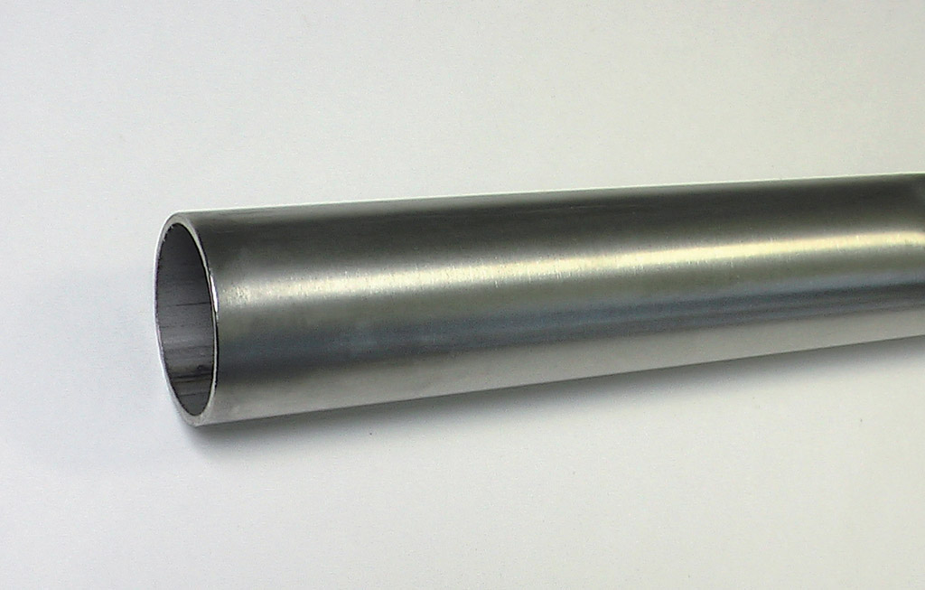 Die Gestänge (Durchmesser 40 mm) und die Stützelemente