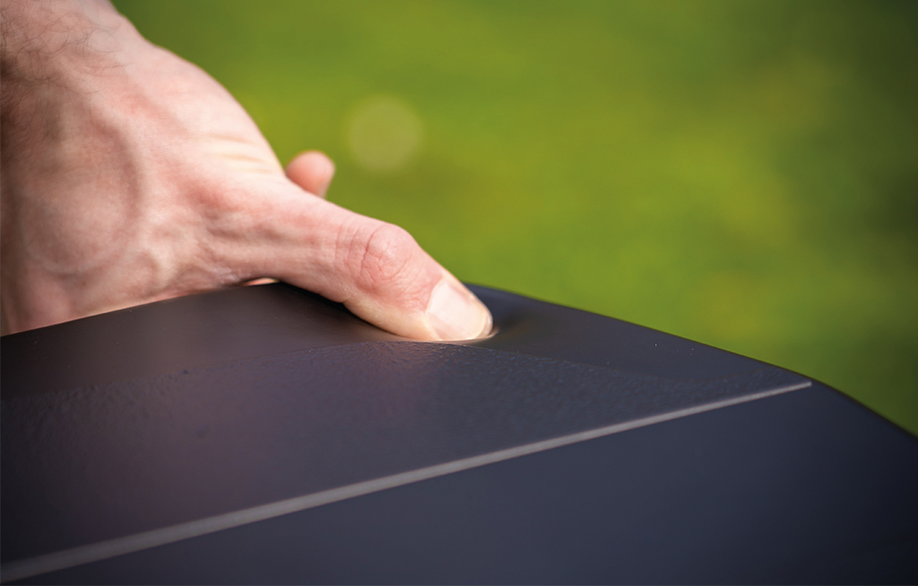 Die Sitzflächen und Rückenlehnen aus Polyurethanschaum