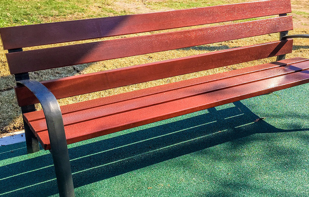 Der Sitz und die Rückenlehne