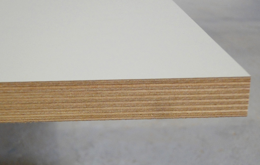 Die lackierten Platten