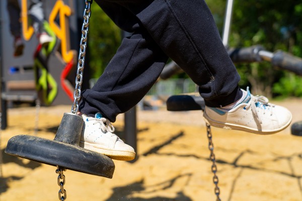 Hängestufen J5917® spielgeräte acti’fun acti’ninja bild foto