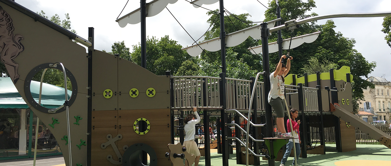 Neues Proludic Spielschiff im „Jardin de la Marine“ in Rochefort, Frankreich, in Dienst gestellt