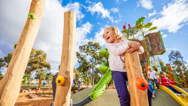 Parcours und Kletterspielgeräte