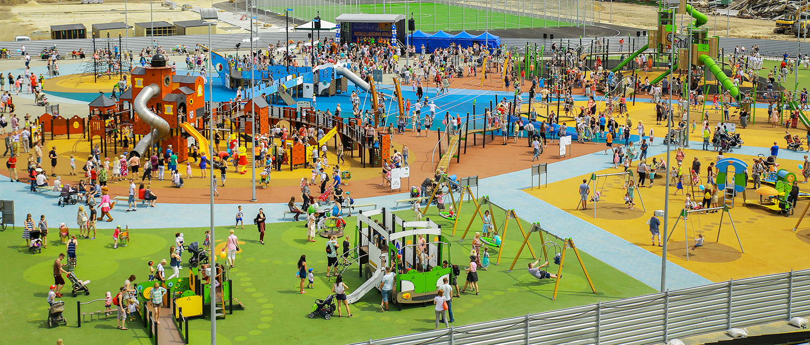 Ein spektakulärer Spielplatz in Riga (Lettland)